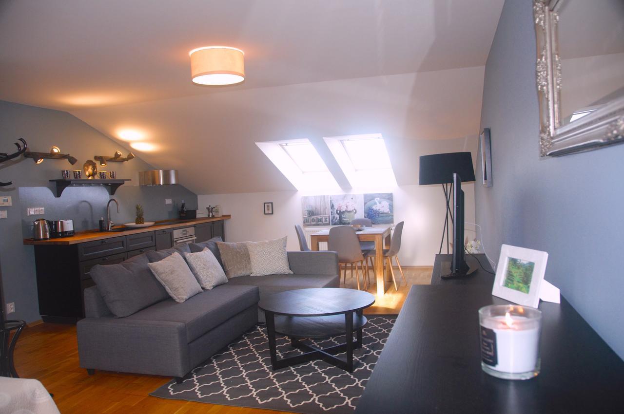 Amazing Angie's Apartment Praag Buitenkant foto