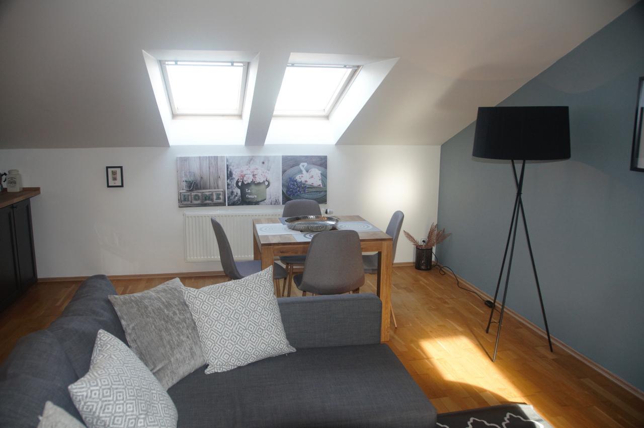 Amazing Angie's Apartment Praag Buitenkant foto