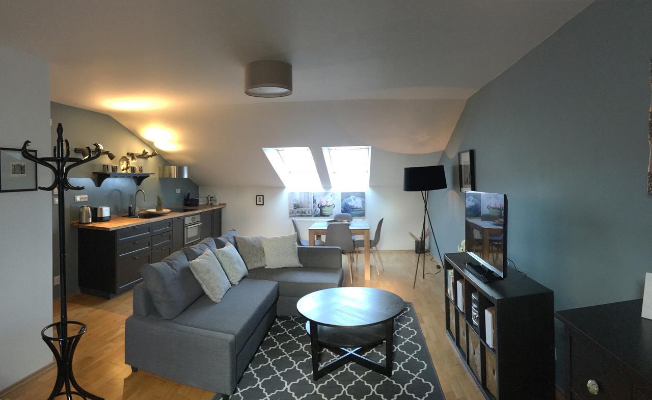 Amazing Angie's Apartment Praag Buitenkant foto